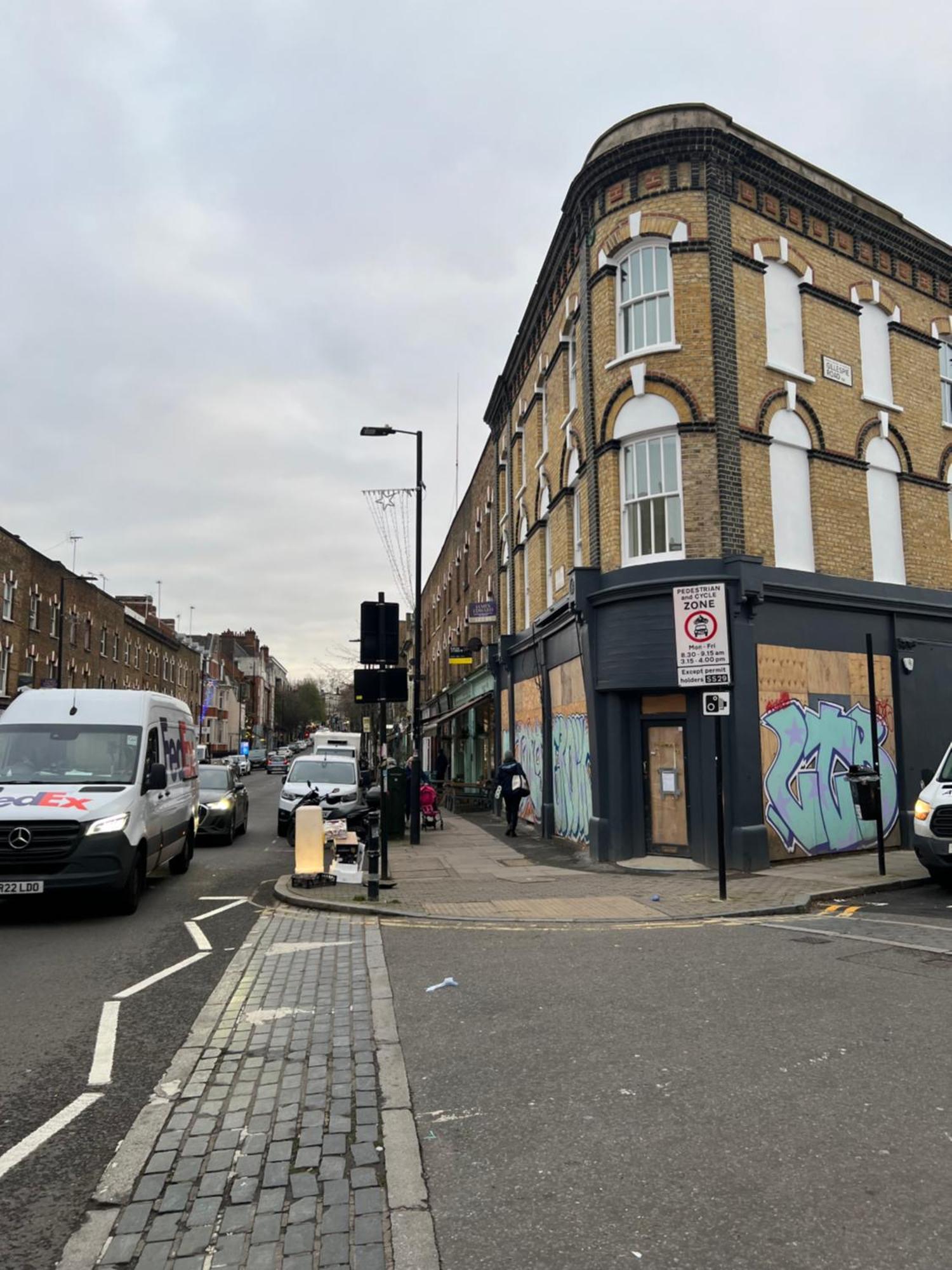 London Homes Exterior photo